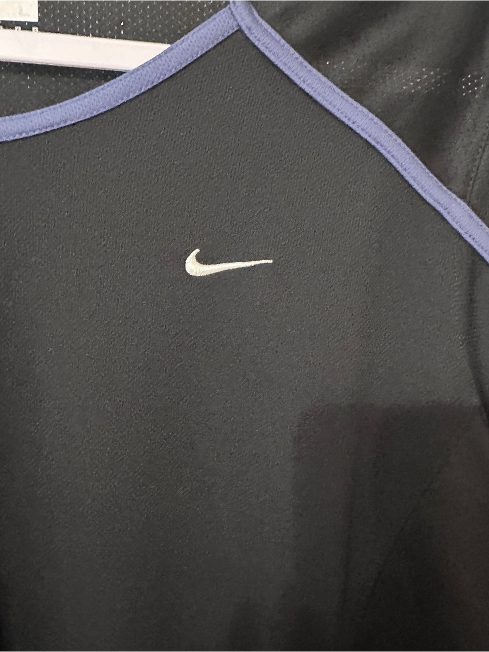 Nike Black Long Sleeve Athletic Top with Blue Trim - Picture 4 of 7